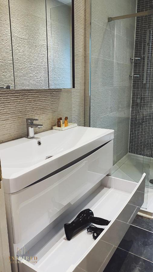 Brooklands Nw6 Apartment London Bagian luar foto