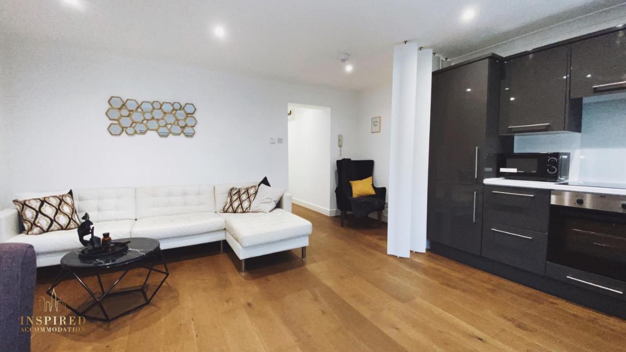 Brooklands Nw6 Apartment London Bagian luar foto